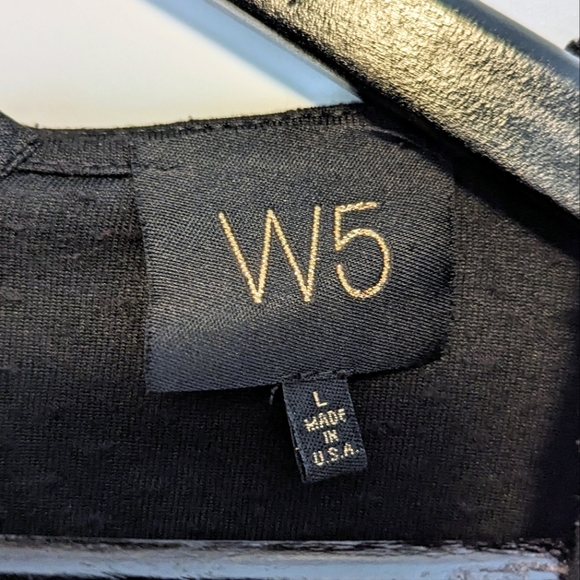 W5 Black Bell Sleeve Top Size L - Picture 2 of 3